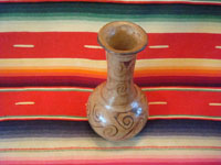 Native American Indian vintage pottery and ceramics, a lovely Maricopa vase, c. 1930's. Another view of the vase.