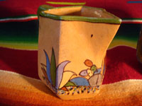 Mexican vintage pottery and ceramics, a teapot and creamer set from Tlaquepaque, c. 1930-40. Another closeup of the creamer.