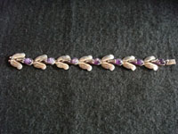 Photo of the Mexican vintage silver jewelry, Taxco bracelet with amethyst, fully extended.