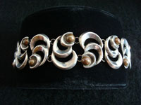 Mexican vintage silver jewelry, Taxco mixed-metals bracelet of silver and copper, c. 1930's.