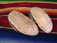 Native American Indian beadwork baby mocassins, Lakota or Cheyenne, c. 1890-1900. The beadwork is fantastic and is in great condition. A photo showing the bottoms of the mocassins.