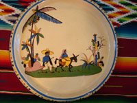 Mexican vintage pottery and ceramics, a large charger from Tlaquepaque, Jalisco, c. 1920-30. Another view of the front of the charger showing the entire central scene.