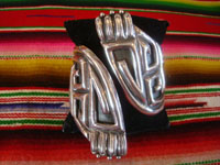 Mexican vintage sterling silver jewelry, and Taxco vintage silver jewelry, a beautiful Taxco silver cuff-style bracelet with excellent silverwork and beautiful design, Taxco, c. 1940. Main photo of the Taxco jewelry cuff bracelet.