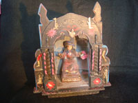 Mexican vintage devotional art, and Mexican vintage folk art, a wooden nicho with a bulto (carved wooden statue) of the Santo Nino de Atocha, c. 1940. This is a beautiful piece of vintage Mexican fine/folk art! Main photo.