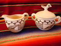 Closeup photo of Acoma condiment set
