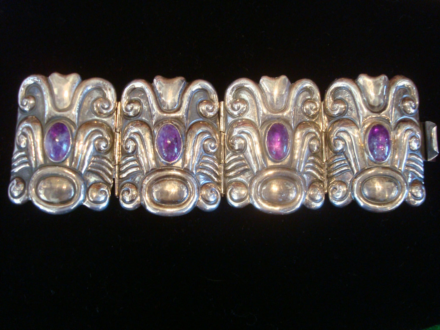 Mexican Vintage Silver Jewelry and Taxco Silver Jewelry at Pocas Cosas