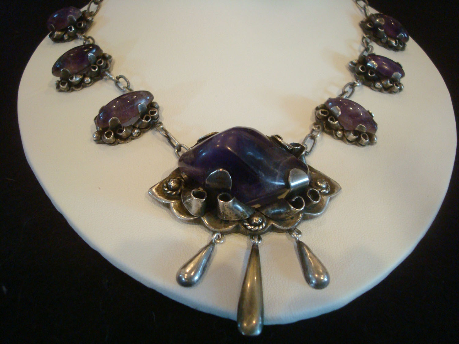 Mexican Vintage Silver Jewelry and Taxco Silver Jewelry at Pocas Cosas
