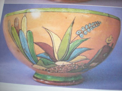 Mexican vintage pottery and ceramics, a beautiful large pottery bowl with fantastic artwork, San Pedro Tlaquepaque, c. 1930's.